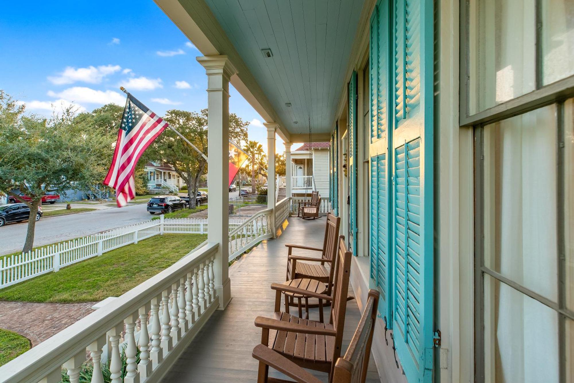 Vila Historic 1871 Coastal Breeze With Heated Pool - Restoring Galveston Exteriér fotografie